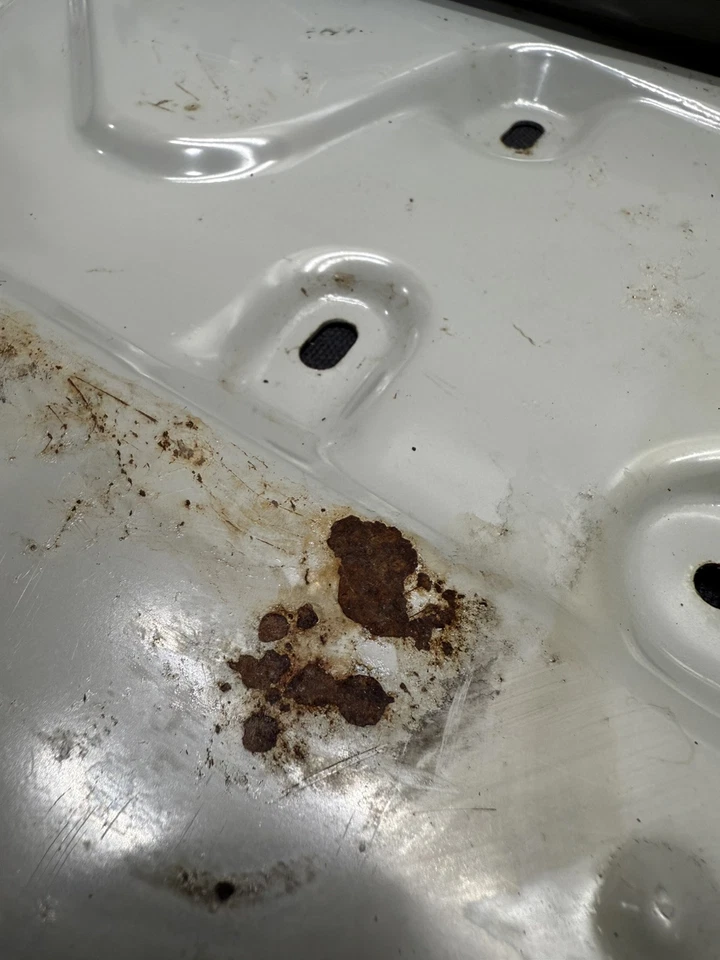 2018 Nissan Versa OEM Battery Tray Plate Mount Metal Bracket Support - Image 2 of 4