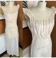 VTG 1940s TEXTRON Rayon Sz 16 US 4 2 S Pink w/ Lace Slip Dress ruffle