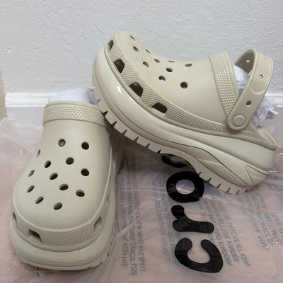 Crocs Unisex Adult Mega Crush Clogs Bone Size Women 8 Men 6