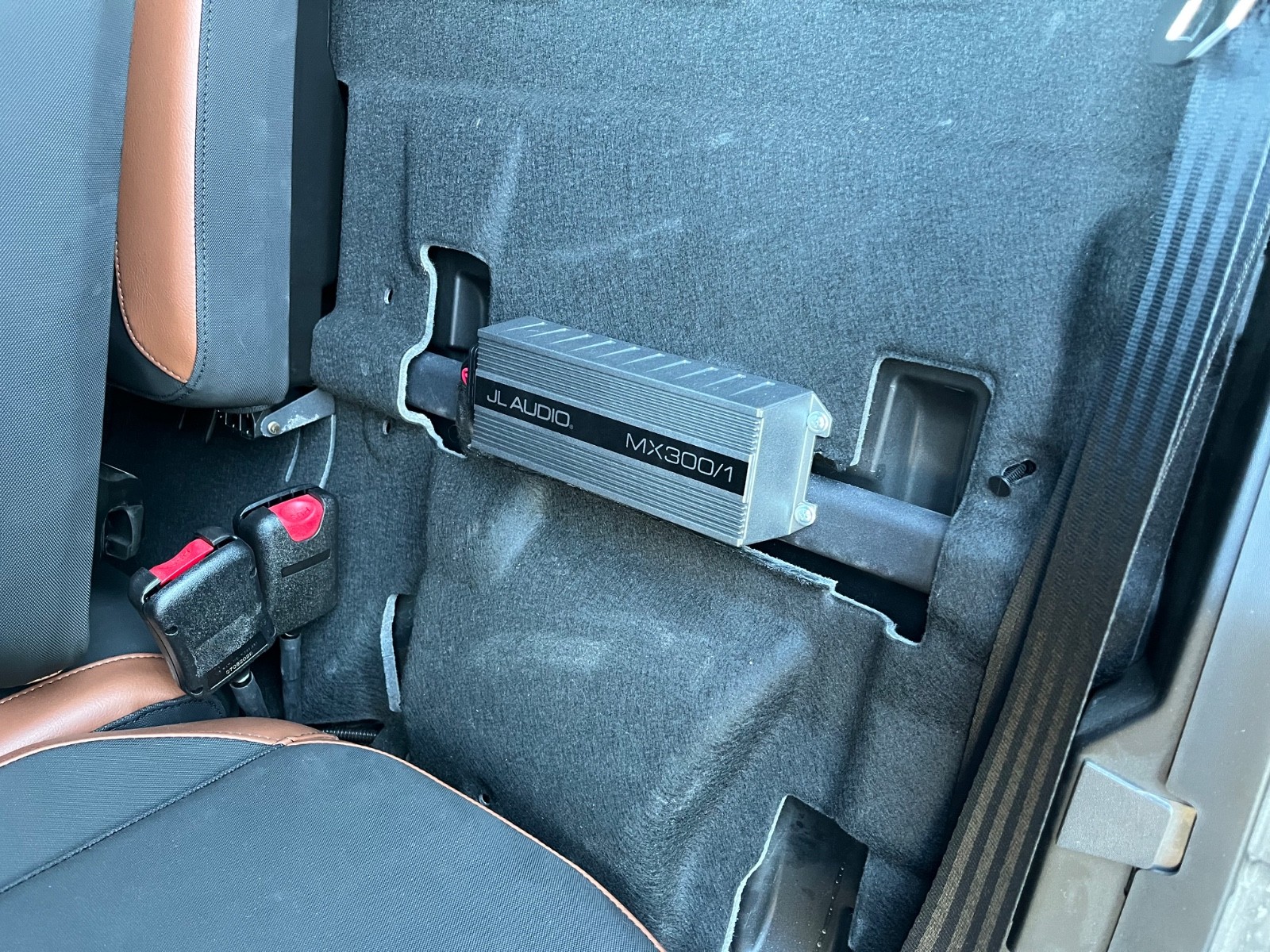 2026 Can Am Defender MAX HD11 Plug & Play JL Audio Subwoofer Amplifier Package