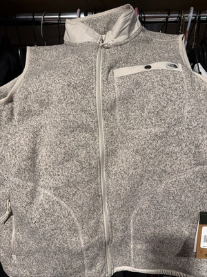 #ad North Face Vest Beige $50.00