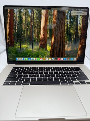 Apple MacBook Air 2024 M3 15" / 16GB RAM 256GB SSD A5 Model A3114