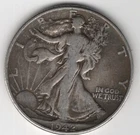 1942 P WALKING LIBERTY HALF DOLLAR 90% SILVER PHILADELPHIA .50¢ UNITED STATES