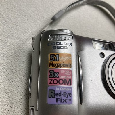 Nikon Coolpix 5600 Digital Camera 5.1 MP Works But Has Issues