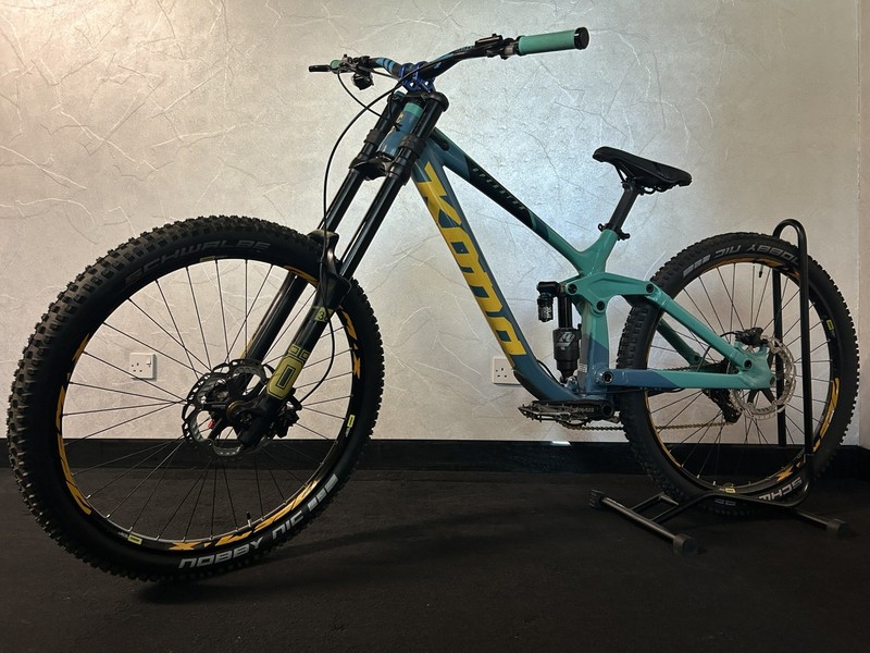 Kona Operator Downhill Full Suspension Mountain Bike Men’s MTB Medium 27.5”