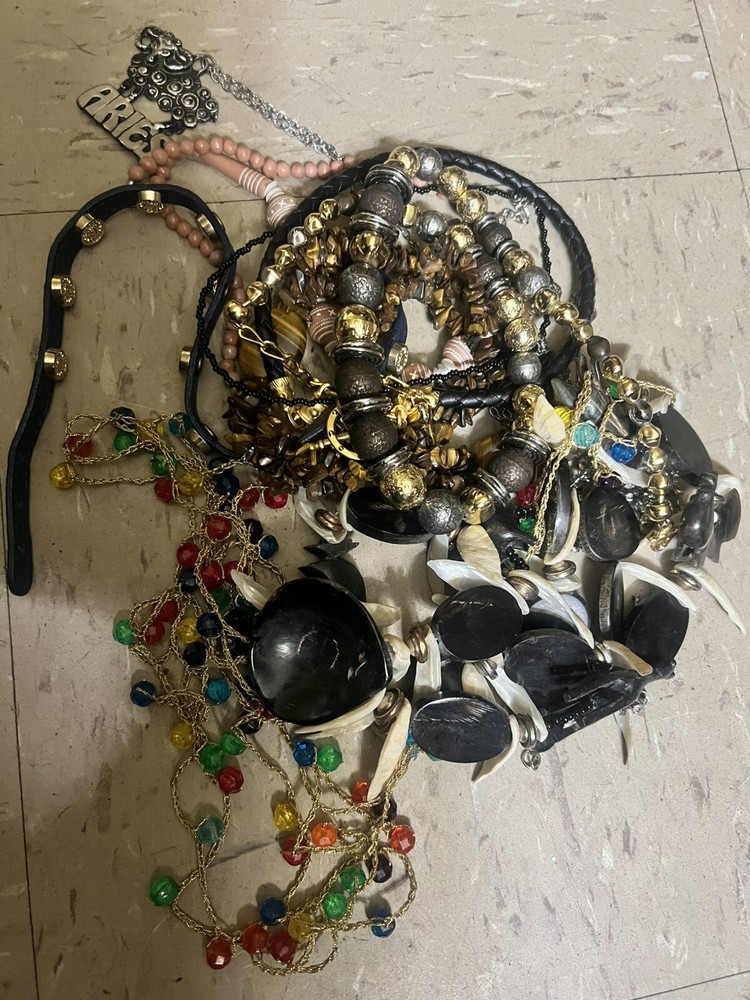 Bacs Of Mix Neckless Jewelery