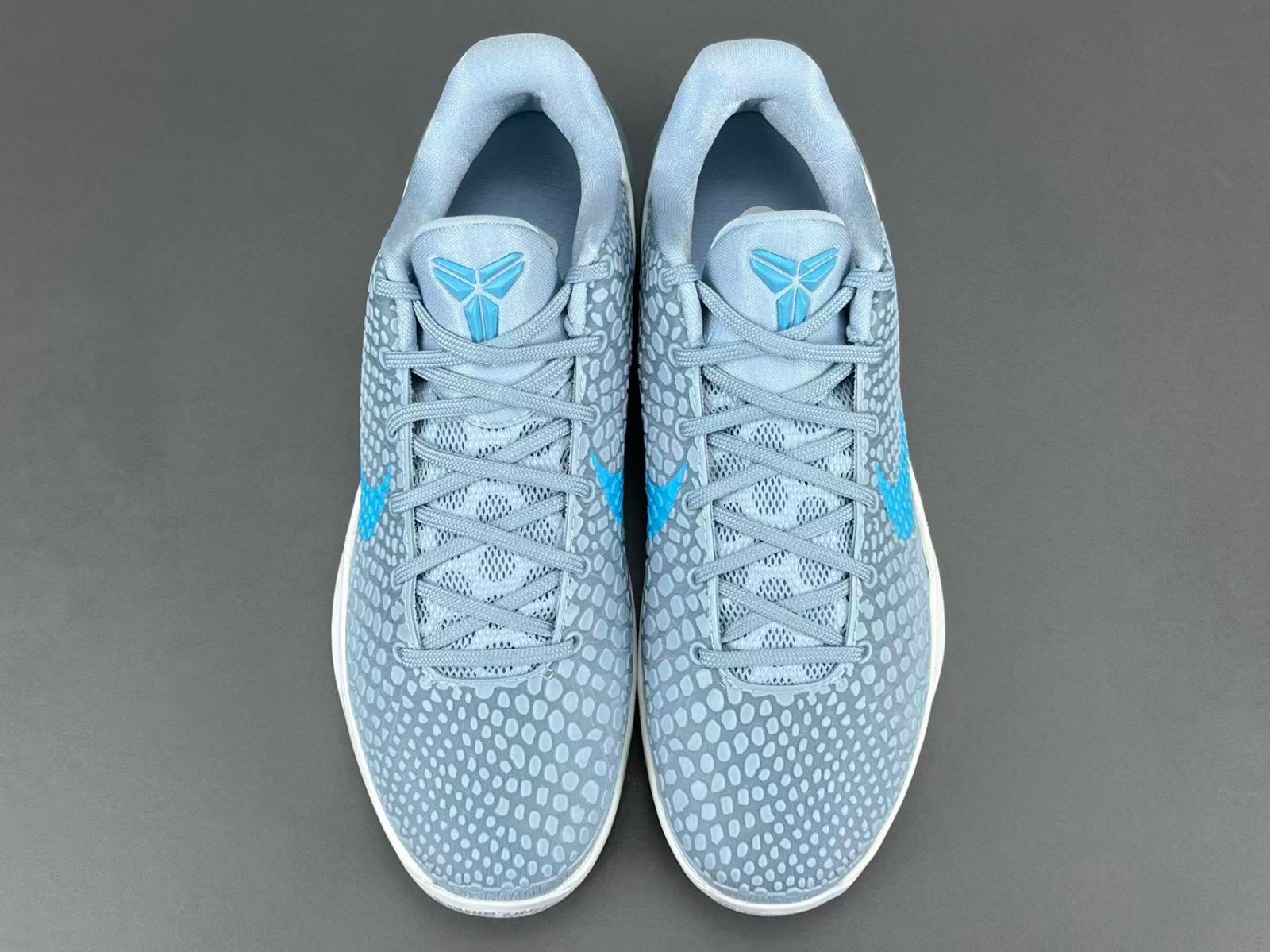 New KoBe6 Protro Caitin Clark Light Armory Blue Basketball Sneakers IO3672-400