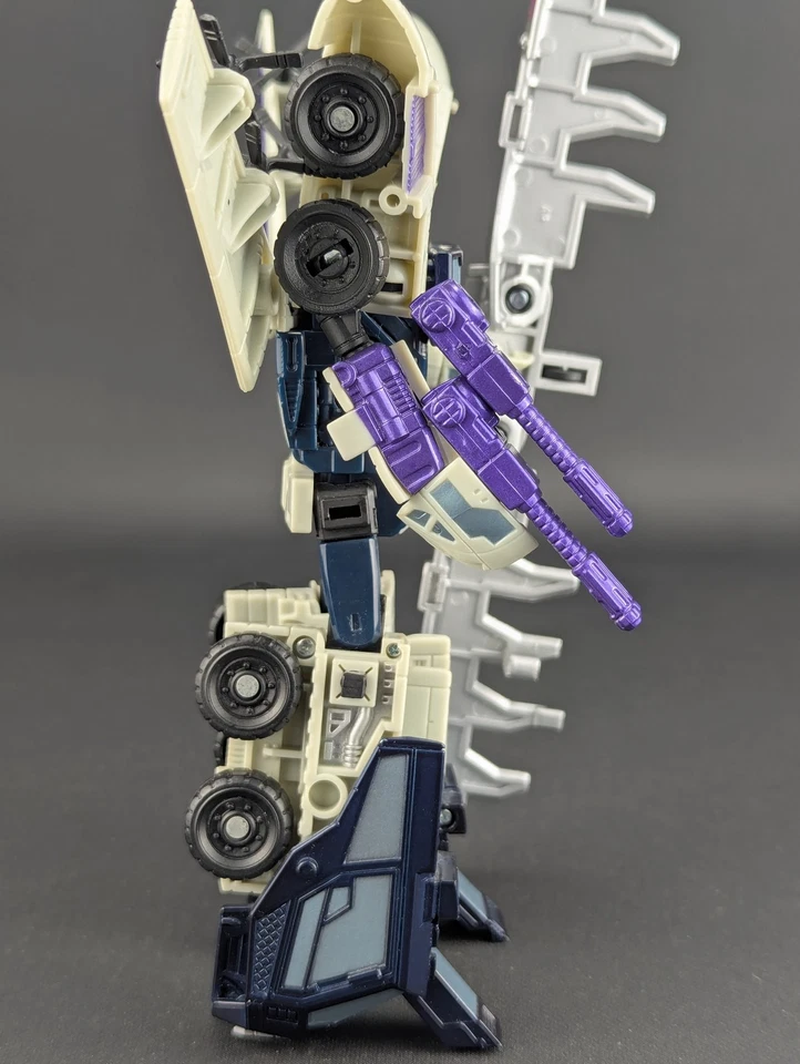 Transformers Specialist Decepticons Octane complete Takara Generations 2014 - Image 4 of 4
