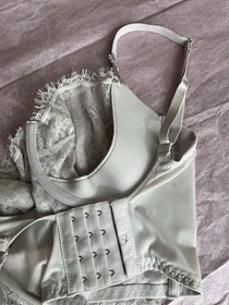 NWT Victoria's Secret Dream Angels Rhinestone Bustier & Thong Set - Size 32DDD/S