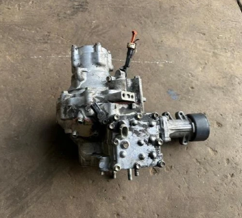 1996-2000 Toyota RAV4 Transfer Case Assembly 2.0L AT with Warranty OEM - Image 3 of 3
