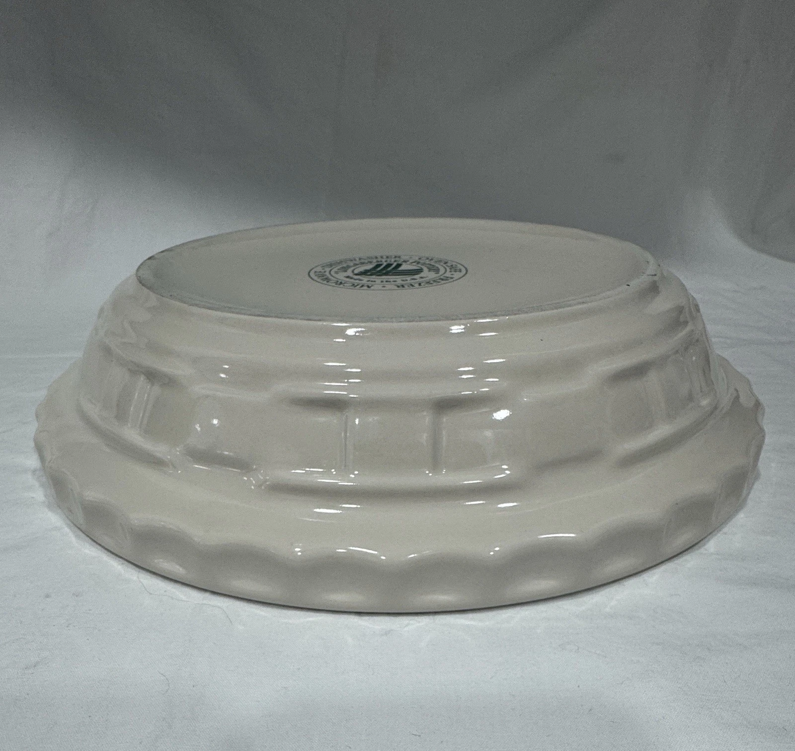 LONGABERGER POTTERY Woven Traditions Ivory Baking Plate Pie Dish 10”
