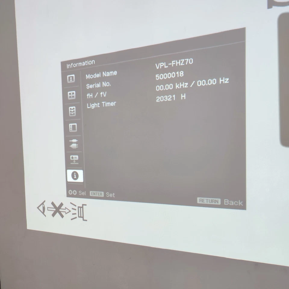 SONY VPL-FHZ70 LCD PROJECTOR 20 321 STD - Bild 2 von 4