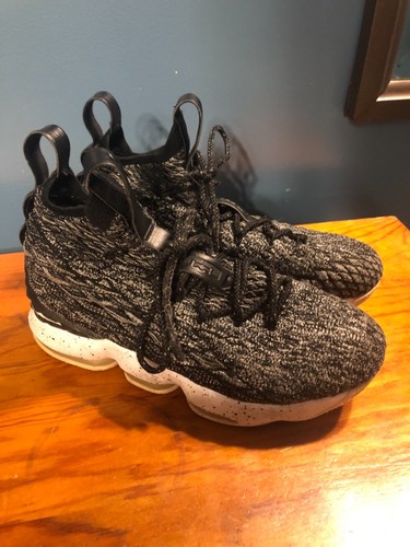 lebron oreo 15