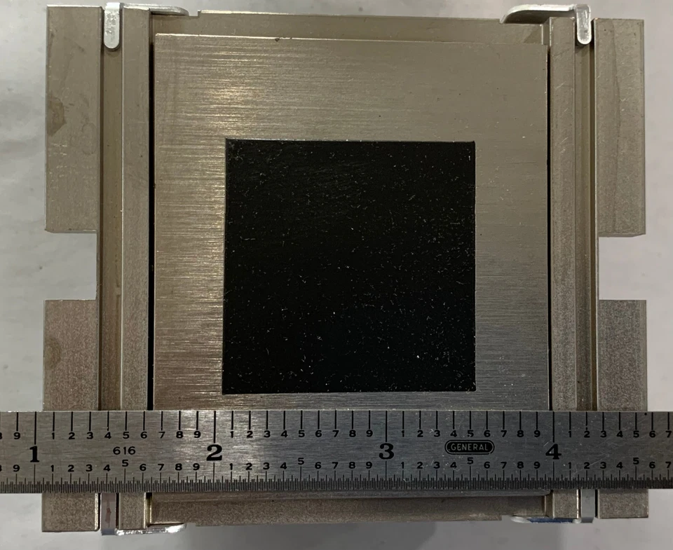 IBM Lenovo Netvista Heat Sink Fan Assembly 32P4003  - Image 4 of 4