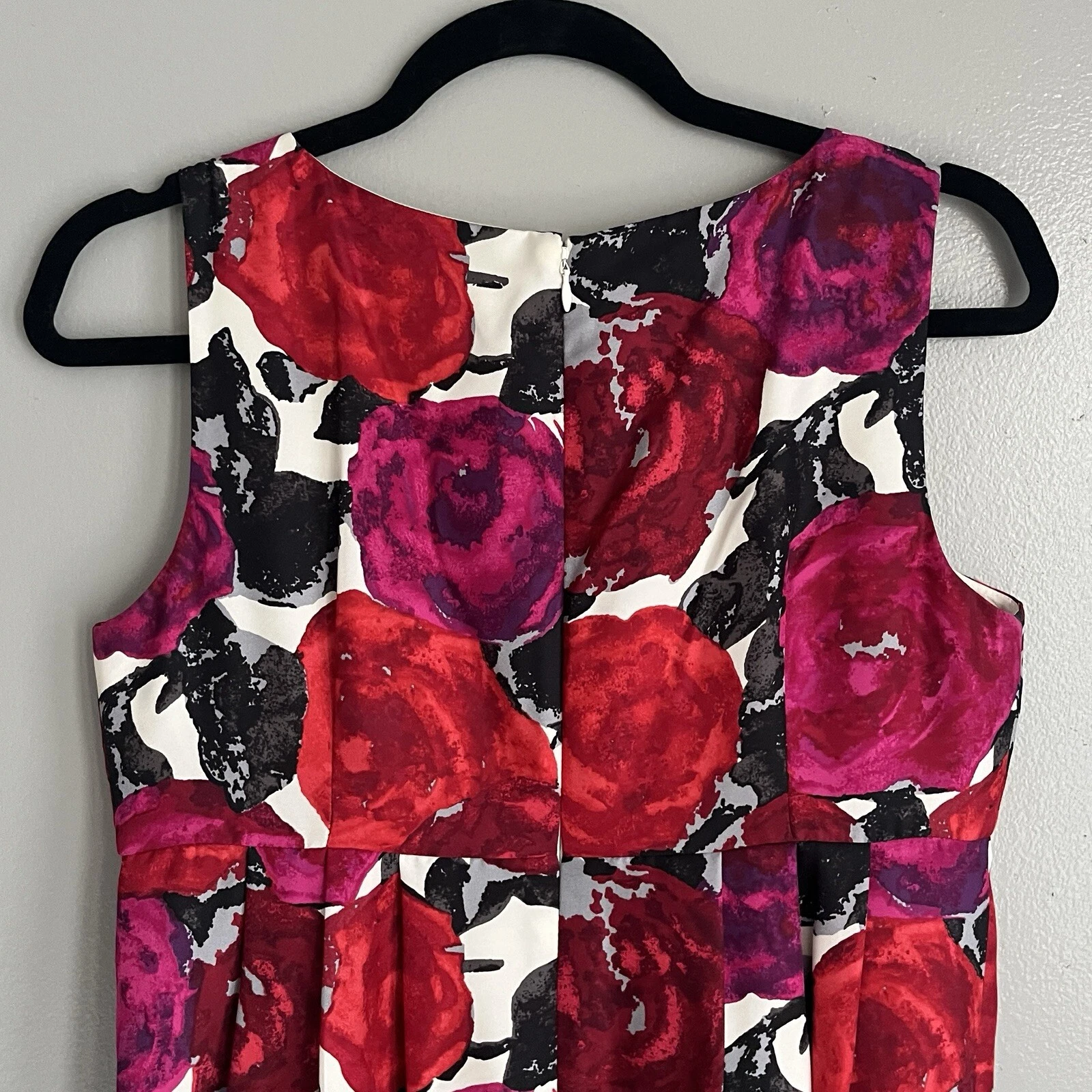 Abito Michael Kors seta floreale rosa rosso tubino sopra il ginocchio foderato senza maniche 6