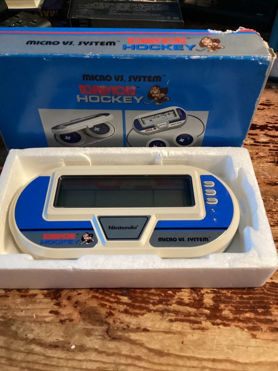 Donkey Kong Hockey Nintendo Game and Watch Micro VS System