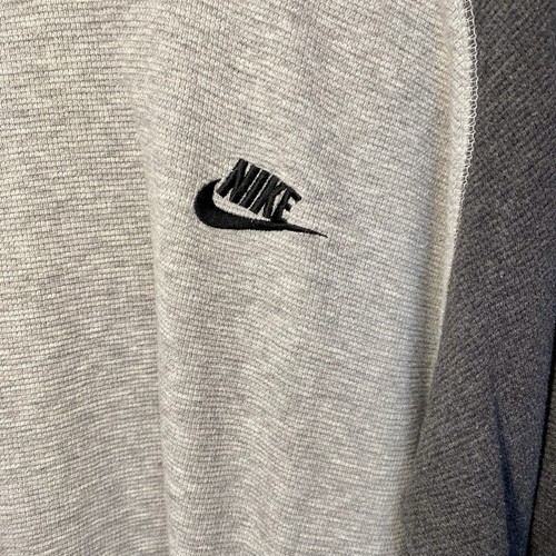 Nike Thermo Langarmshirt Herren XL grau Waffelstrick bestickt silber Etikett - Bild 2 von 9
