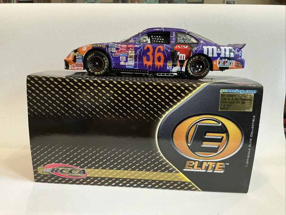 Ken Schrader #36 2000 Halloween M&MS Grand Prix 1:24 NASCAR Elite 36 de 804 RARO Foto 2 de 4