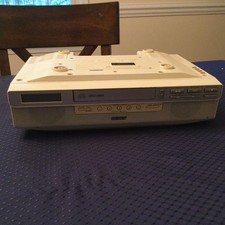Sony Space Maker Am/Fm Cd Player Clock Radio Under Cabinet Mega Bass Cd523