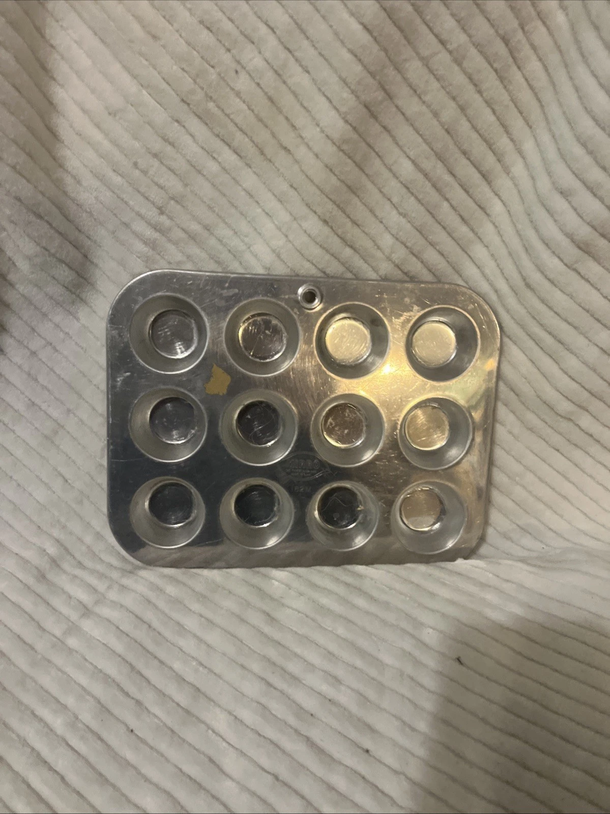 set of 8 - Vintage Muffin Tin Pan Aluminum Cupcake 12 Holes
Opens in a new window or tab