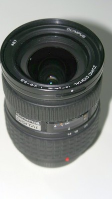 Olympus Zuiko Digital EZ 14-54 mm F/2.8-3.5 II Objektiv