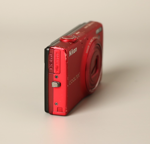 Nikon COOLPIX S6100 16MP Compact Digital Camera Red 7x Zoom Tested Japan - Picture 5 of 18