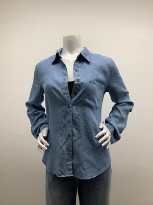 Blu Pepper Denim Style Button Down 100% Lyocell Size Small, New.