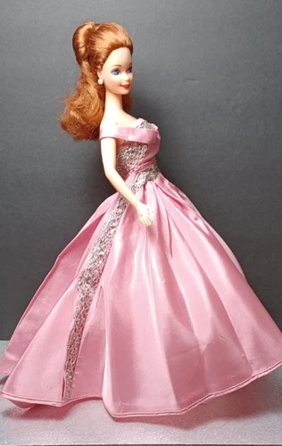 BARBIE 1963 VINTAGE SOPHISTICATED LADY PINK GOWN W/SILVER METALLIC LACE TRIM
