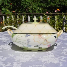 Large Tracy Porter Covered Tureen & Ladel Evelyn Collection Soup Stew New No Box