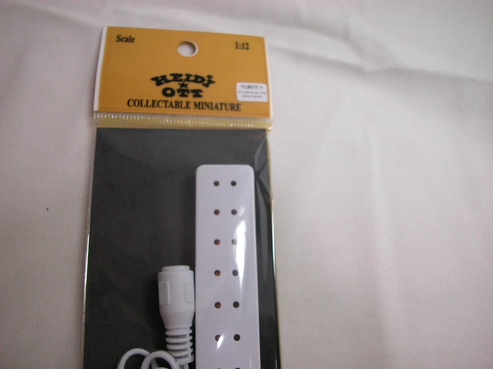 Tira eléctrica miniatura de luz 1:12 Heidi Ott #YL9017-1 para casa de muñecas Euro Foto 2 de 4