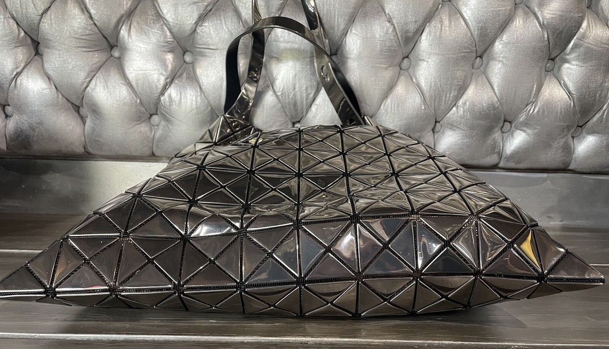 ISSEY MIYAKE Bao Bao Gunmetal Prism Geometric Mirror Metallic Tote