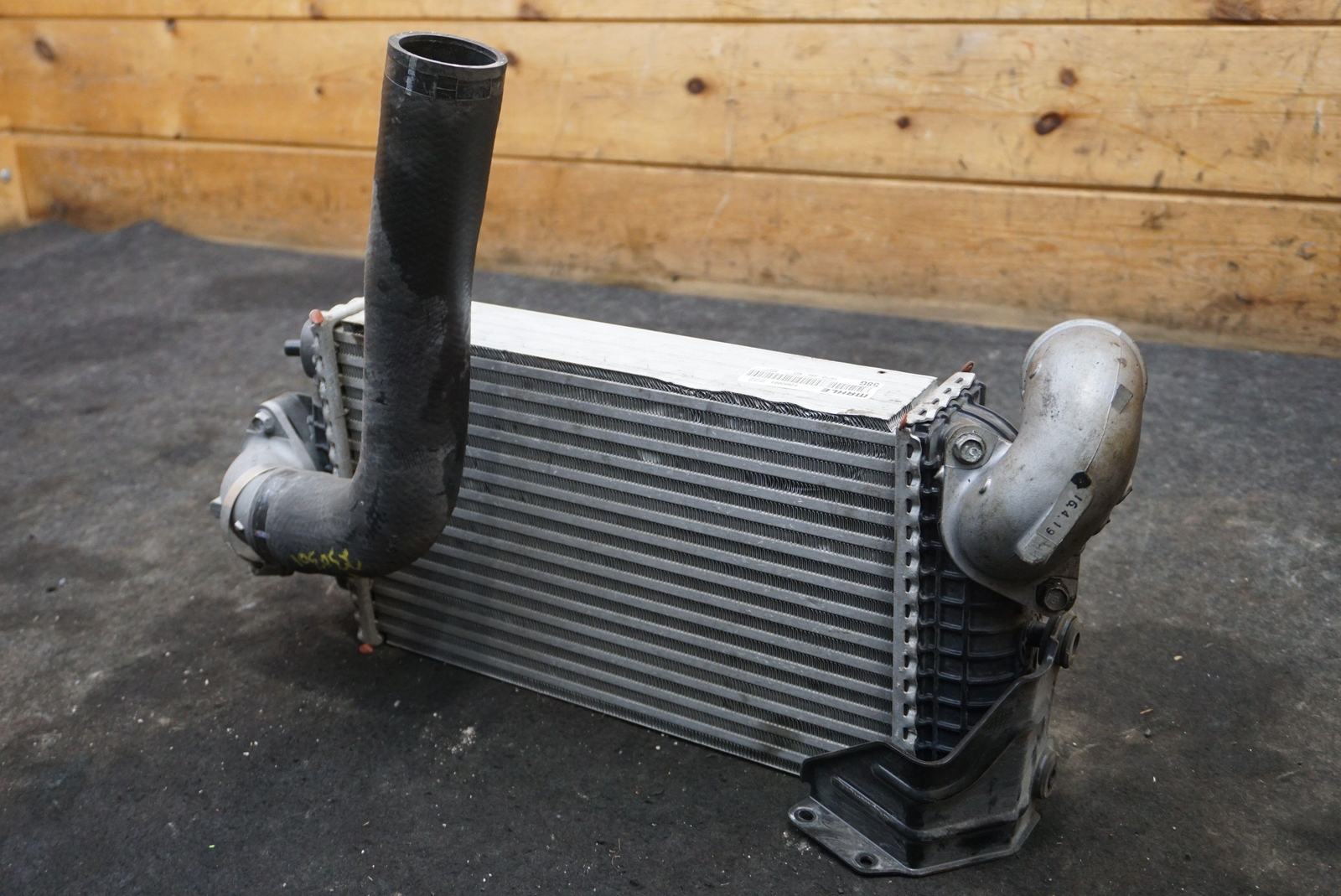 Right Side Engine Intercooler Assembly OEM 1971058GA01 Acura NSX 2017-21