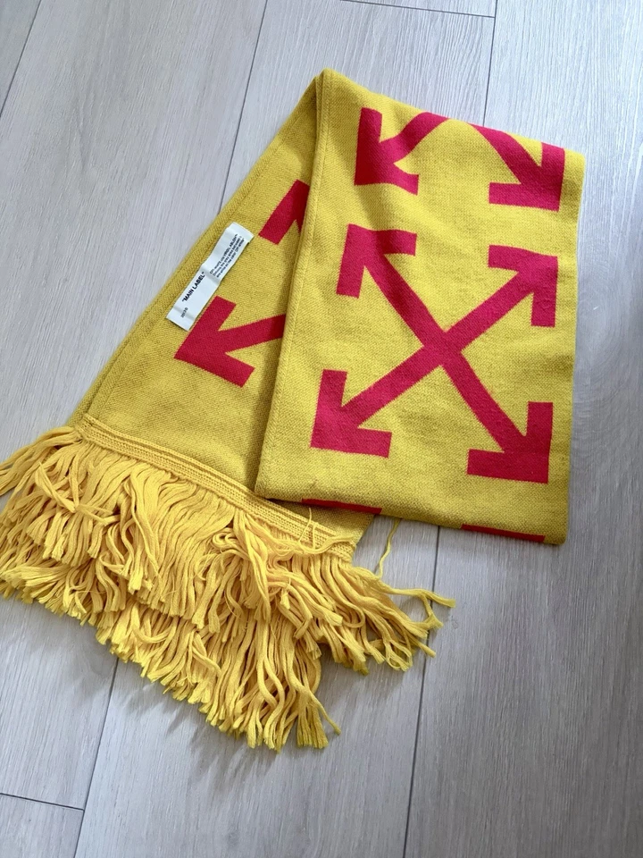 Off-White Scarf, Pre Owned, 100% Authentic - Image 3 of 4