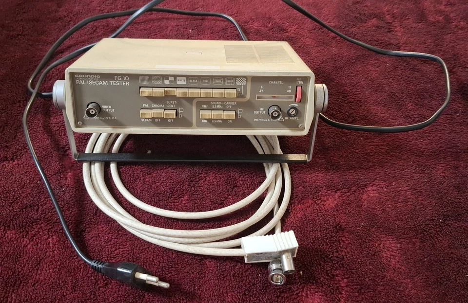 Grundig FG 10 Pal / Secam Tester Rarität