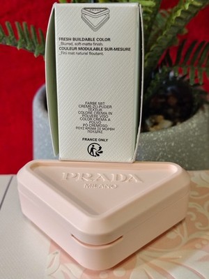 ポーチ・BOX付きPRADA パウダーチーク 72DAHLIA Prada Beauty. Prada Touch #P72 DAHLIA, 3,5g/12 Fl.oz ( SEE DETAILS