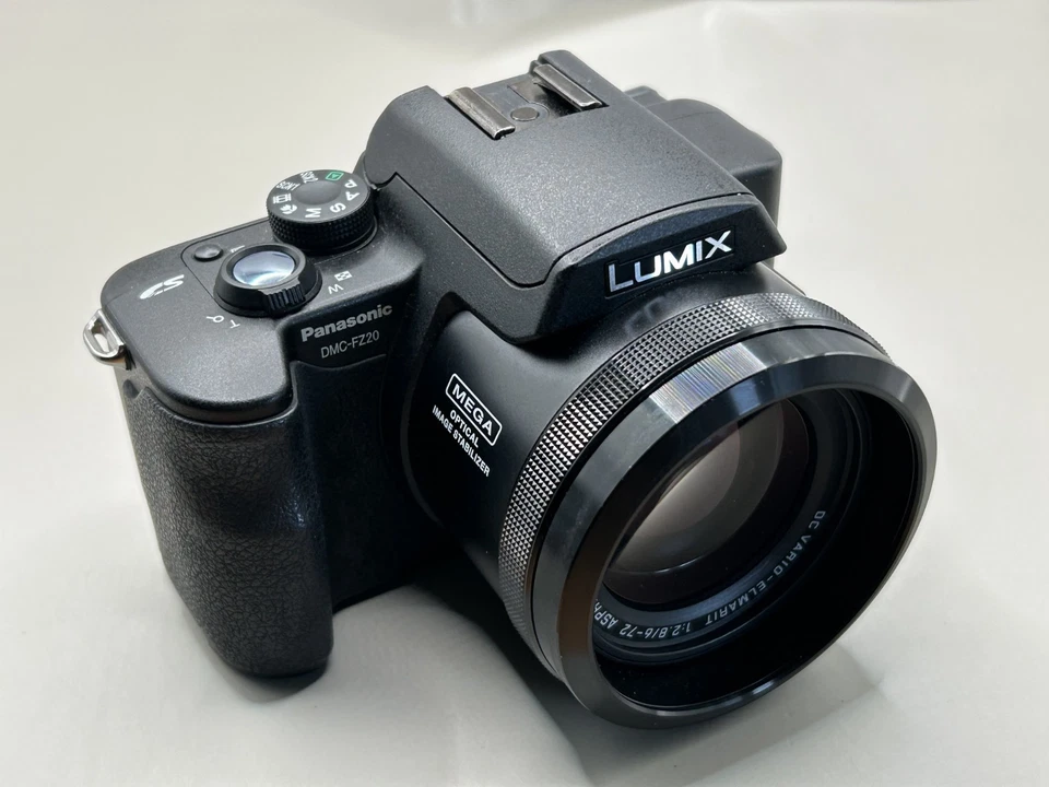 Panasonic Lumix DMC-FZ20, photo 1 of 5