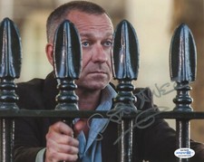Sean Pertwee Elementary Autographed Signed 8x10 Photo COA 
