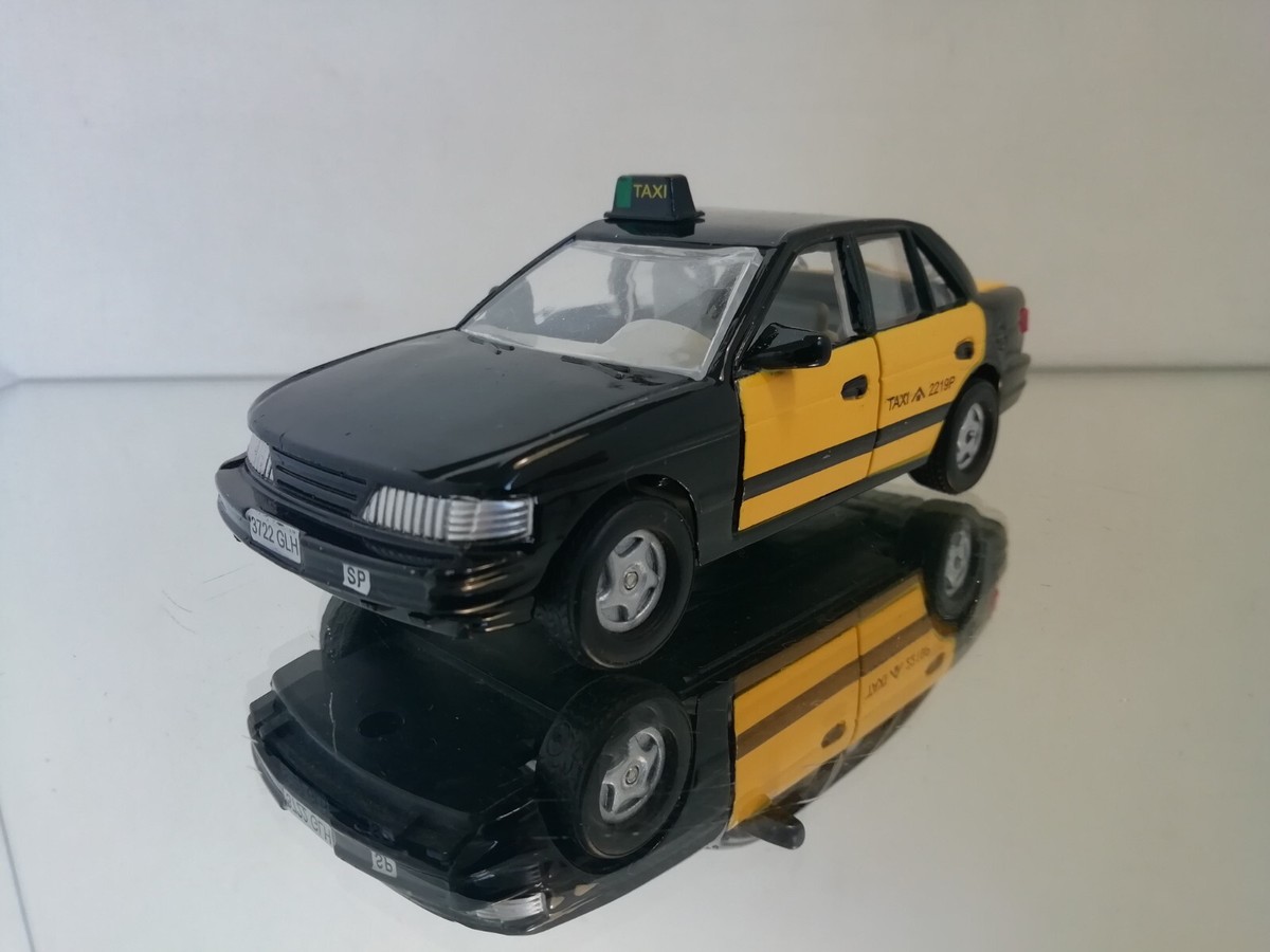 激レア　1/33 キア　SEPHIA タクシー　ミニカー！ Kia Sephia Taxi de Barcelona 1:33 Excellent | eBay