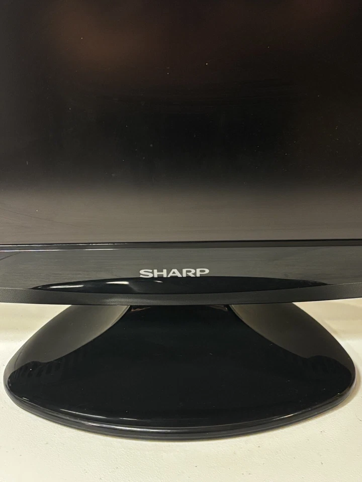 Sharp LC19SB25U 19 Inch 720P LCD HD TV AUX Gaming PC Monitor W/Remote, Tested - Image 3 of 4