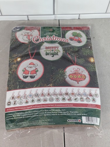 Bucilla gezähltes Kreuzstich-Set 86672 macht 30 Mini-Weihnachtsschmuck