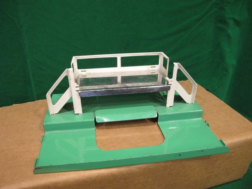 Lionel No. 3662 Postwar Automatic Refrigerated Milk Car w/platform & insert - 第 11/15 張圖片