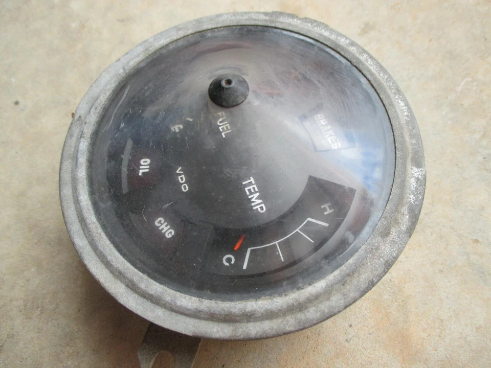 Toyota Corona RT81 medidor de temperatura/combustible cuarta generación 1970-1973 Foto 3 de 4