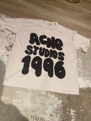 Acne Studios Tshirt Beige/Creme - Medium - Neu