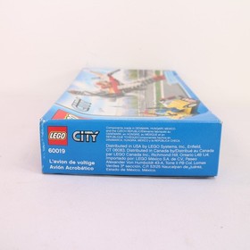Lego City: Stunt Plane BRAND NEW Sealed 140 Pcs Minifigures Toy Set (60019)