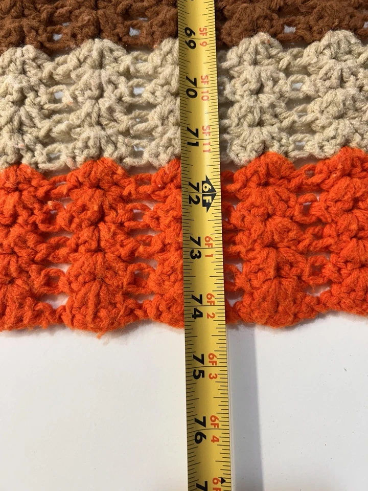 "Manta de ganchillo vintage hecha a mano Granny 74""x50""" Foto 4 de 4