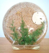 LUCITE NAPKIN HOLDER SAND, STARFISH &  SEA SHELLS