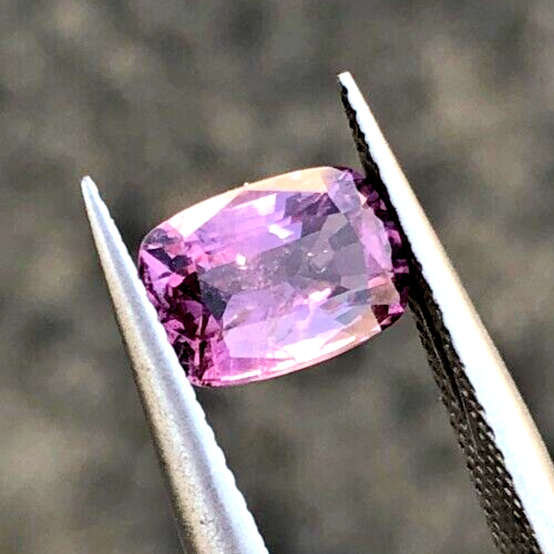 1,65 ct natürlicher facettierter Spinell lose Edelstein - Bild 15 von 15