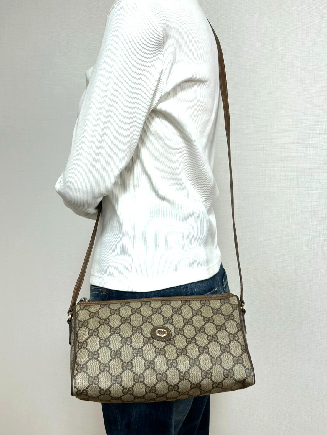 Vintage Gucci Shoulder Bag Crossbody GG Supreme Brown PVC Leather Authentic
