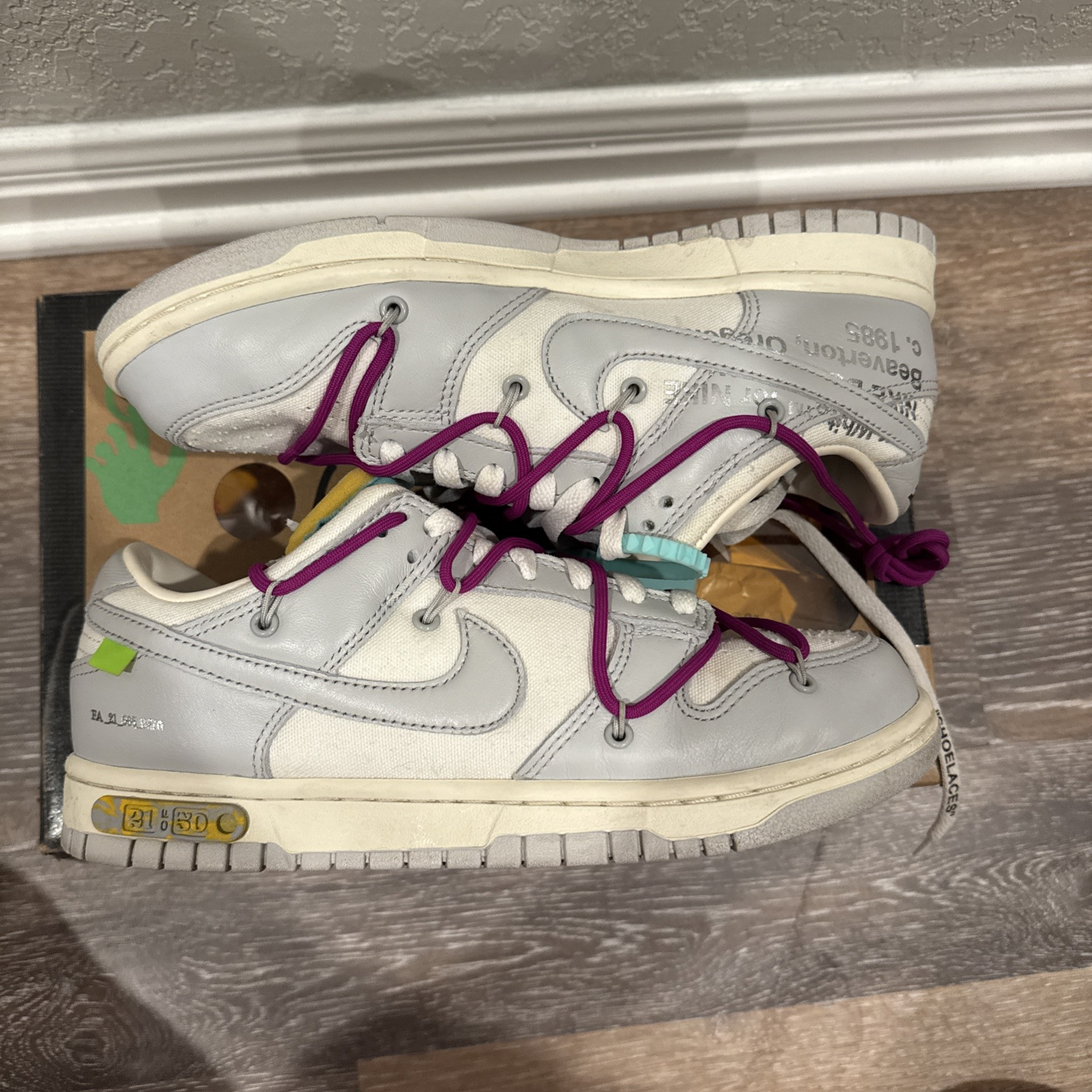 OFF WHITE X NIKE Taglia 8 Nike Off White x Dunk Low Lotto 21 di 50