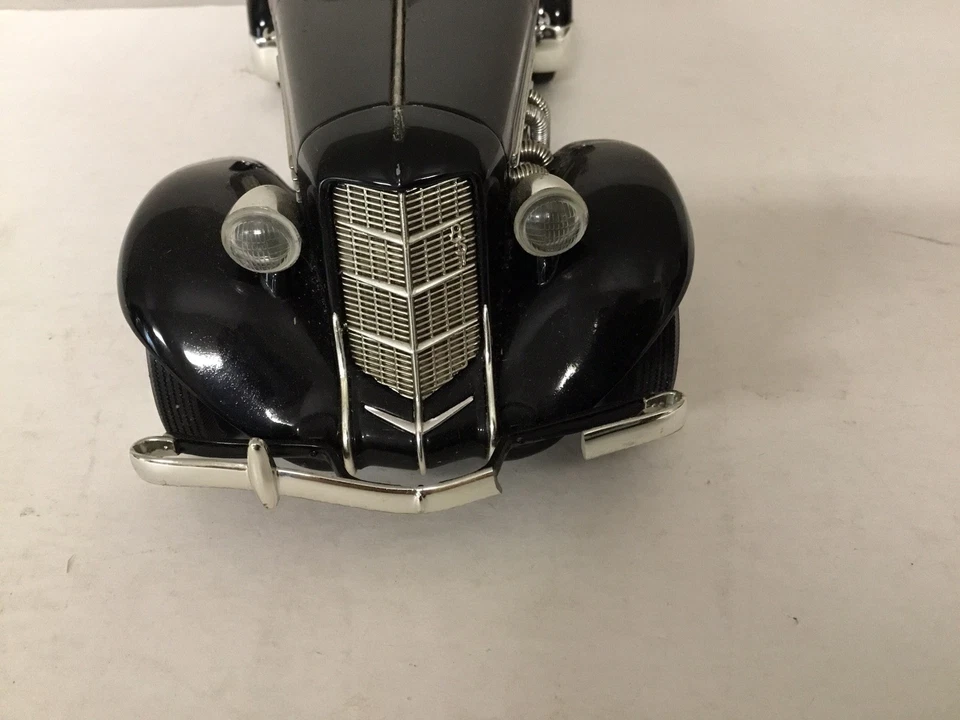 De colección ERTL 1935 Auburn 851 Boattail Speedster 1:18 como está, metal fundido a presión negro Foto 3 de 4